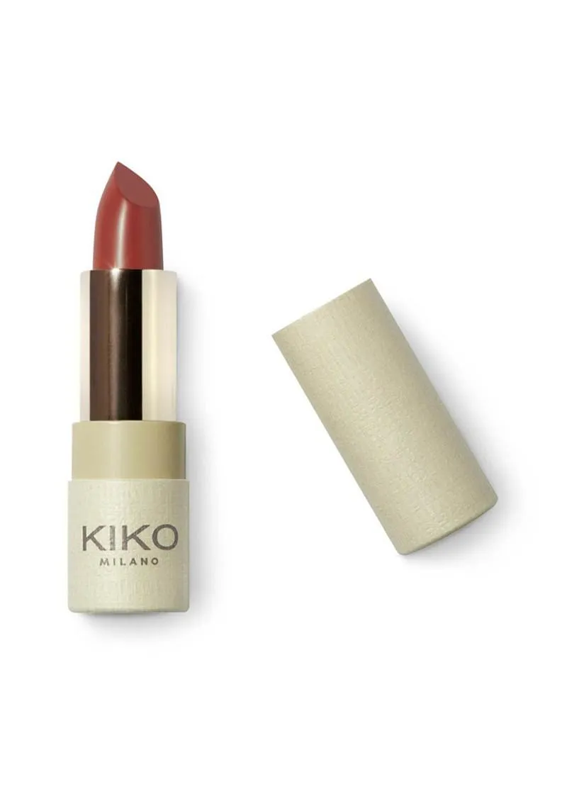 КАРМИН ЗА УСНИ 