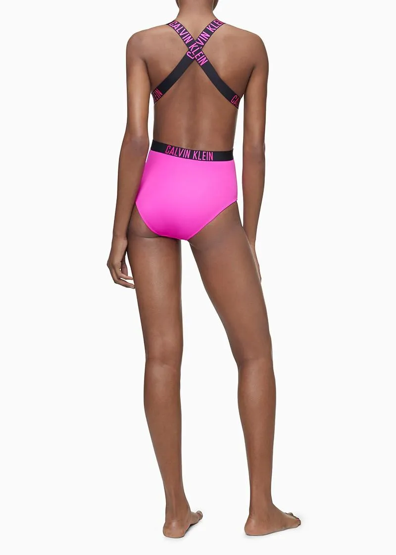 КОСТИМ ЗА КАПЕЊЕ 