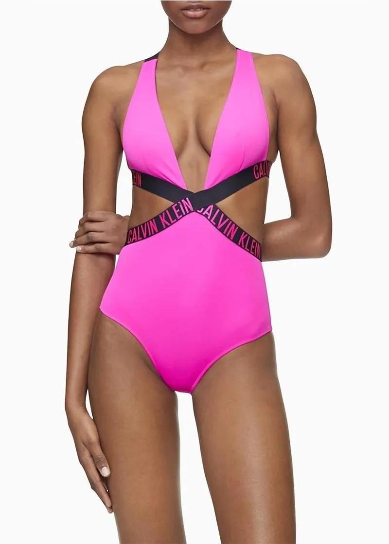 КОСТИМ ЗА КАПЕЊЕ 