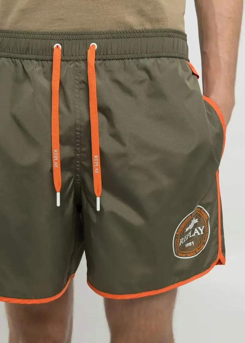 КОСТИМ ЗА КАПЕЊЕ 