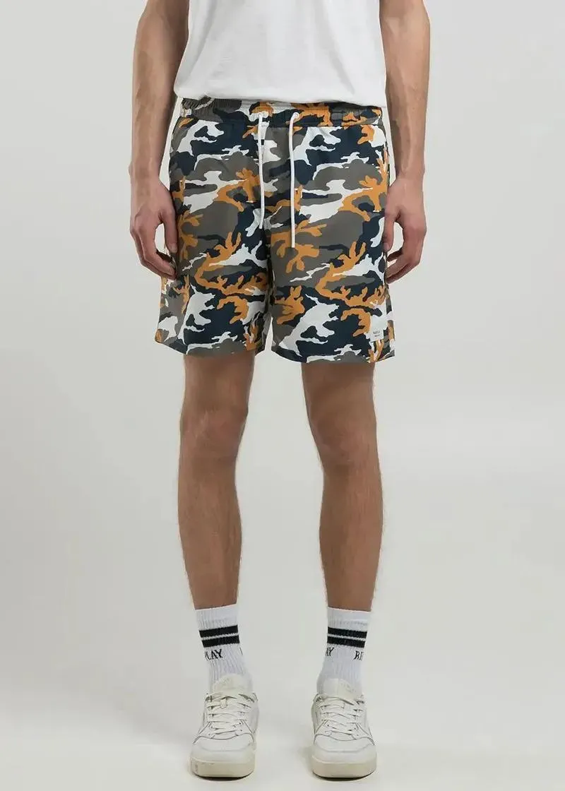 КОСТИМ ЗА КАПЕЊЕ 