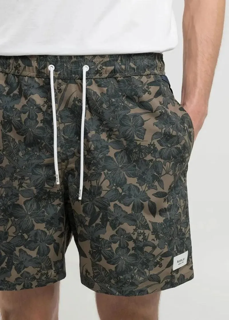 КОСТИМ ЗА КАПЕЊЕ 