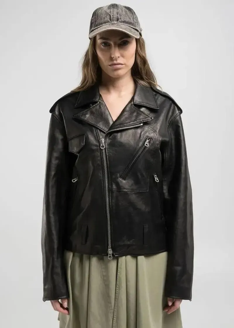 КОЖНА ЈАКНА 