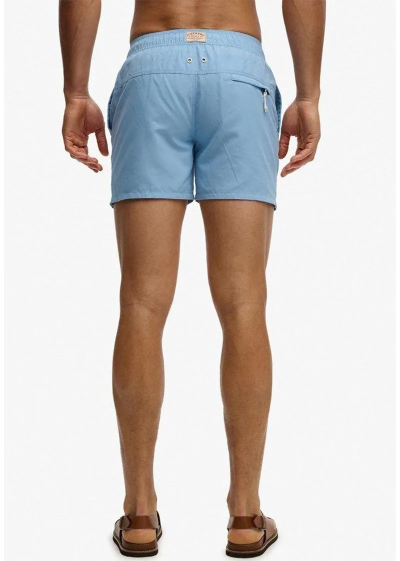 КОСТИМ ЗА КАПЕЊЕ 