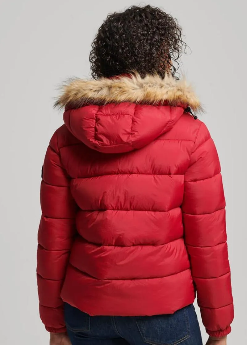 ЖЕНСКА ЈАКНА 