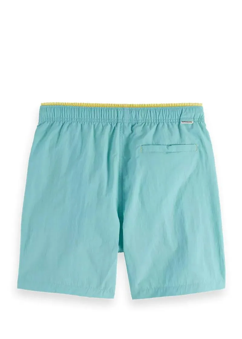 КОСТИМ ЗА КАПЕЊЕ 