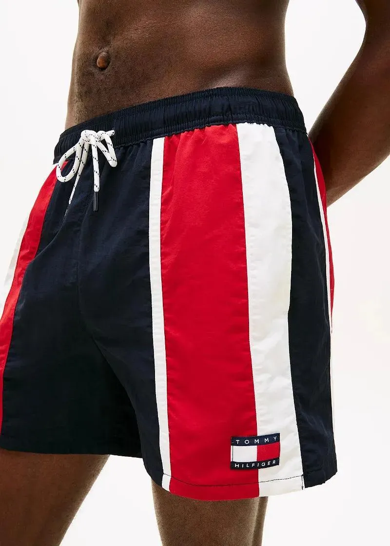 КОСТИМ ЗА КАПЕЊЕ 