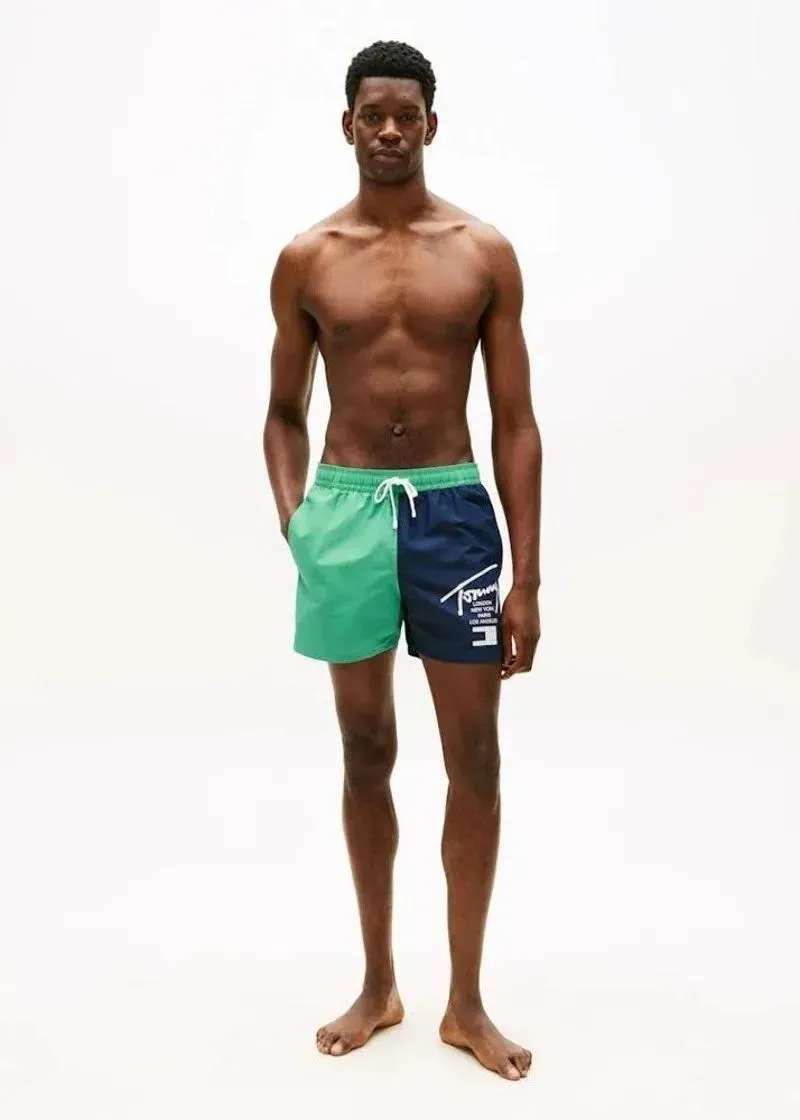 КОСТИМ ЗА КАПЕЊЕ 